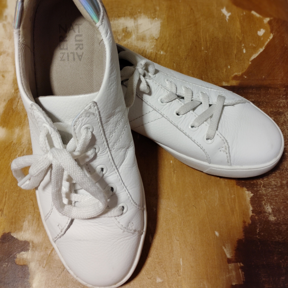 Naturalizer Women's Morrison Fashion Sneaker